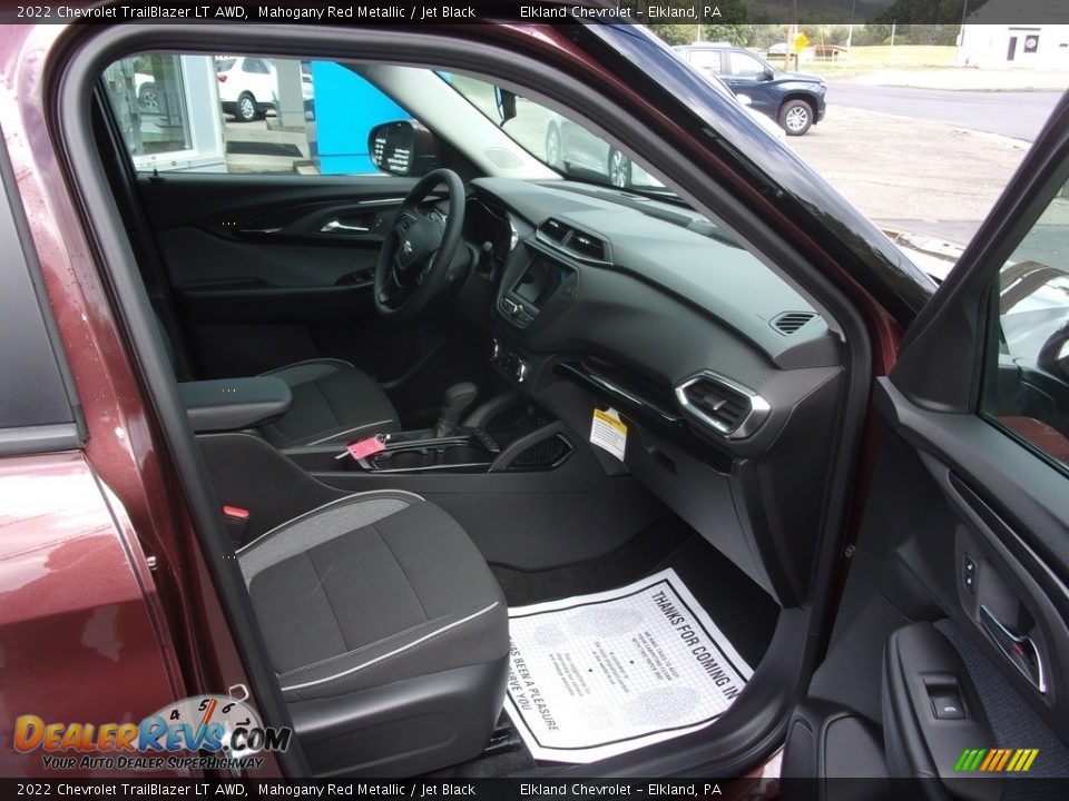 2022 Chevrolet TrailBlazer LT AWD Mahogany Red Metallic / Jet Black Photo #15