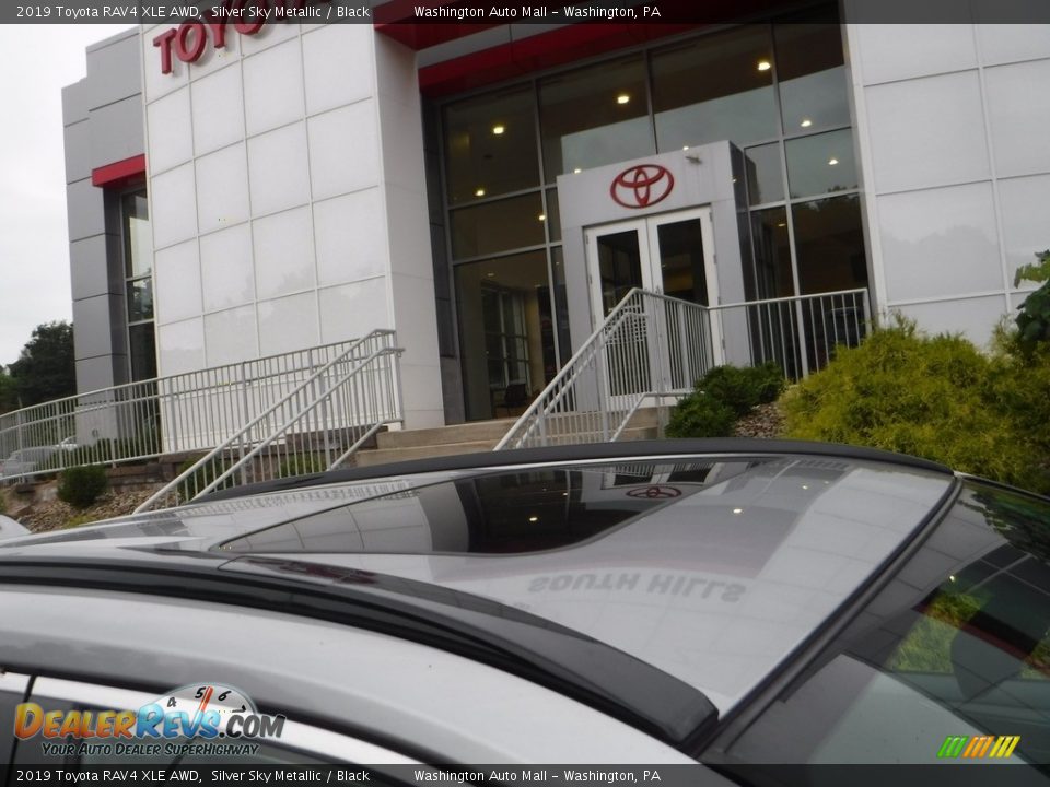 2019 Toyota RAV4 XLE AWD Silver Sky Metallic / Black Photo #3