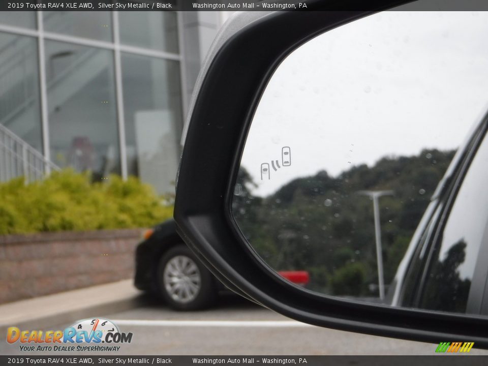 2019 Toyota RAV4 XLE AWD Silver Sky Metallic / Black Photo #9