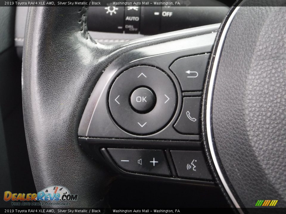 2019 Toyota RAV4 XLE AWD Silver Sky Metallic / Black Photo #10