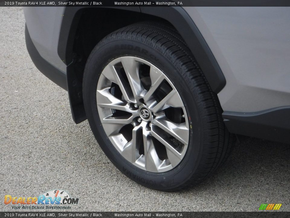 2019 Toyota RAV4 XLE AWD Silver Sky Metallic / Black Photo #12