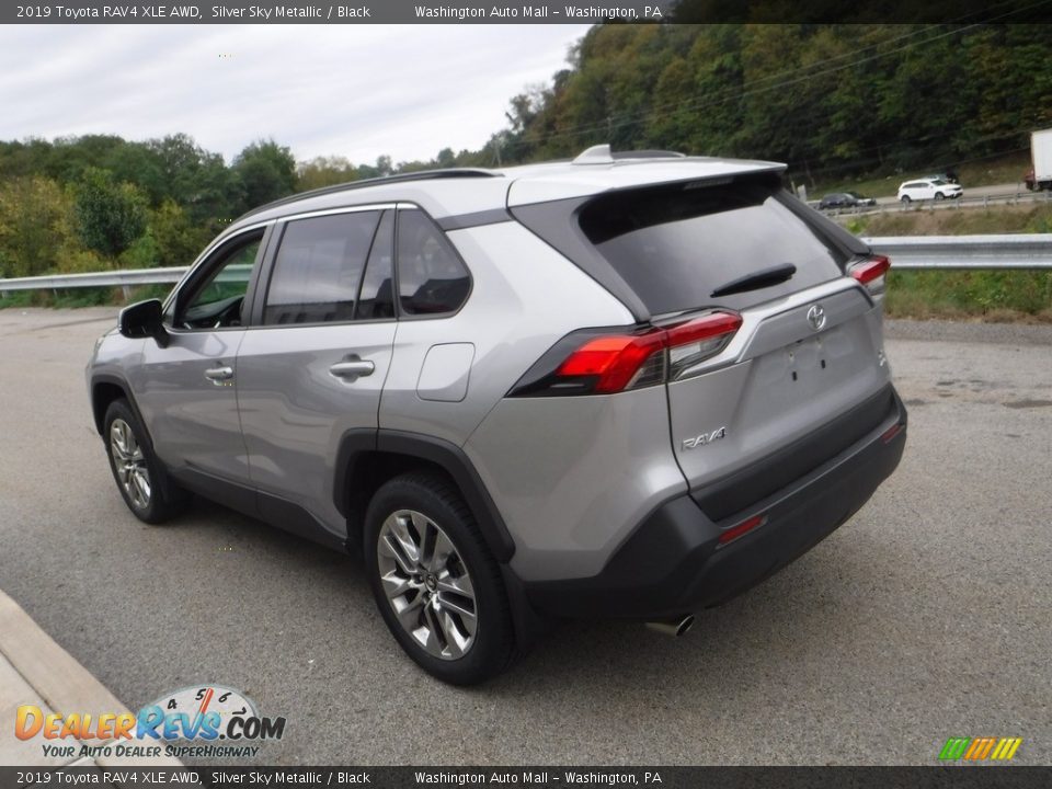 2019 Toyota RAV4 XLE AWD Silver Sky Metallic / Black Photo #16