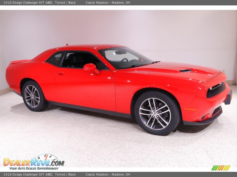Torred 2019 Dodge Challenger SXT AWD Photo #1
