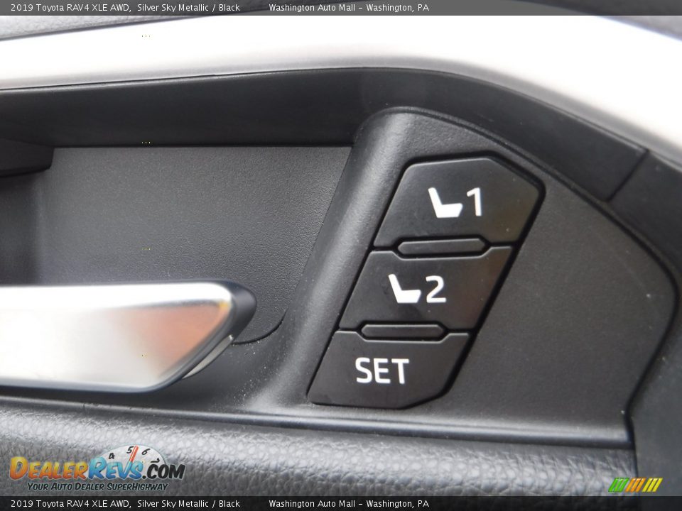 2019 Toyota RAV4 XLE AWD Silver Sky Metallic / Black Photo #23