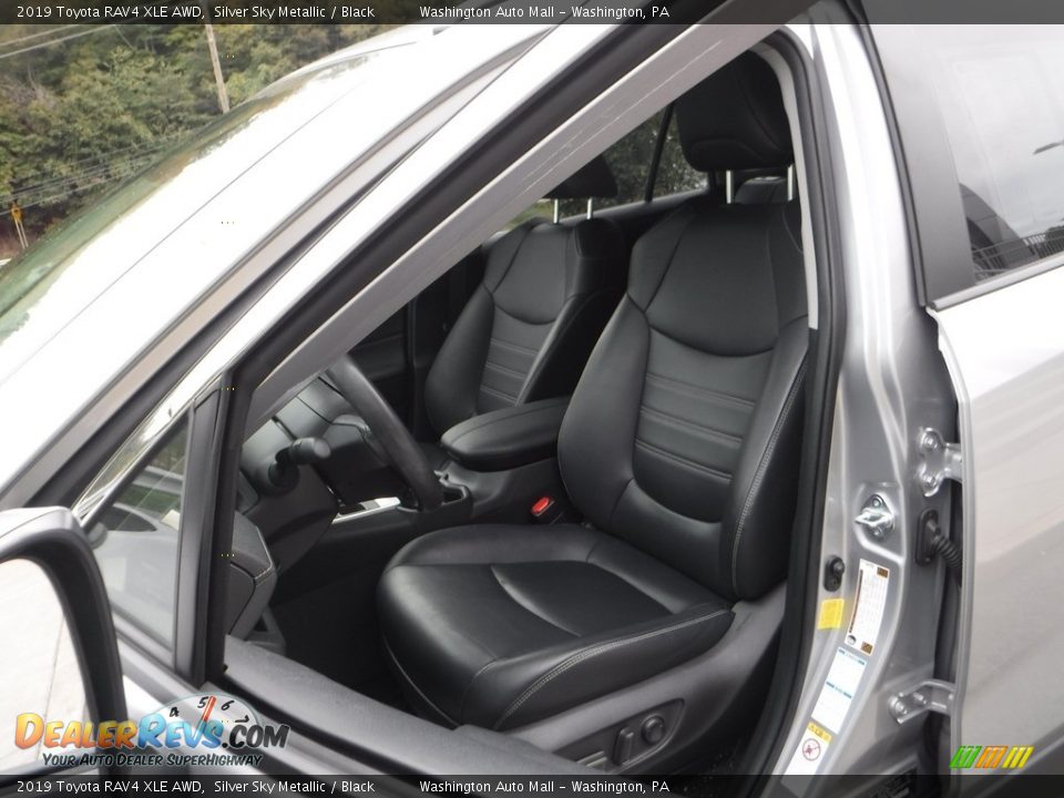 2019 Toyota RAV4 XLE AWD Silver Sky Metallic / Black Photo #26