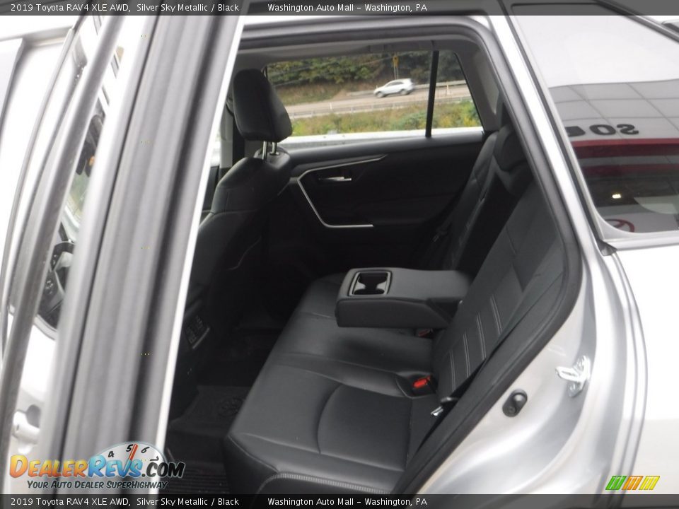2019 Toyota RAV4 XLE AWD Silver Sky Metallic / Black Photo #31