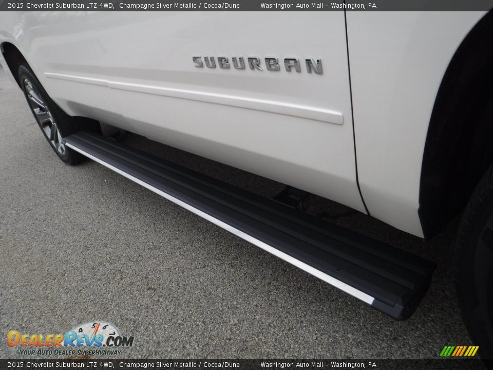 2015 Chevrolet Suburban LTZ 4WD Champagne Silver Metallic / Cocoa/Dune Photo #16