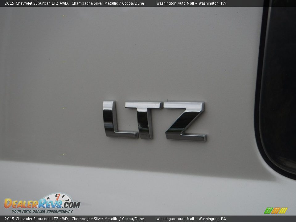 2015 Chevrolet Suburban LTZ 4WD Champagne Silver Metallic / Cocoa/Dune Photo #17