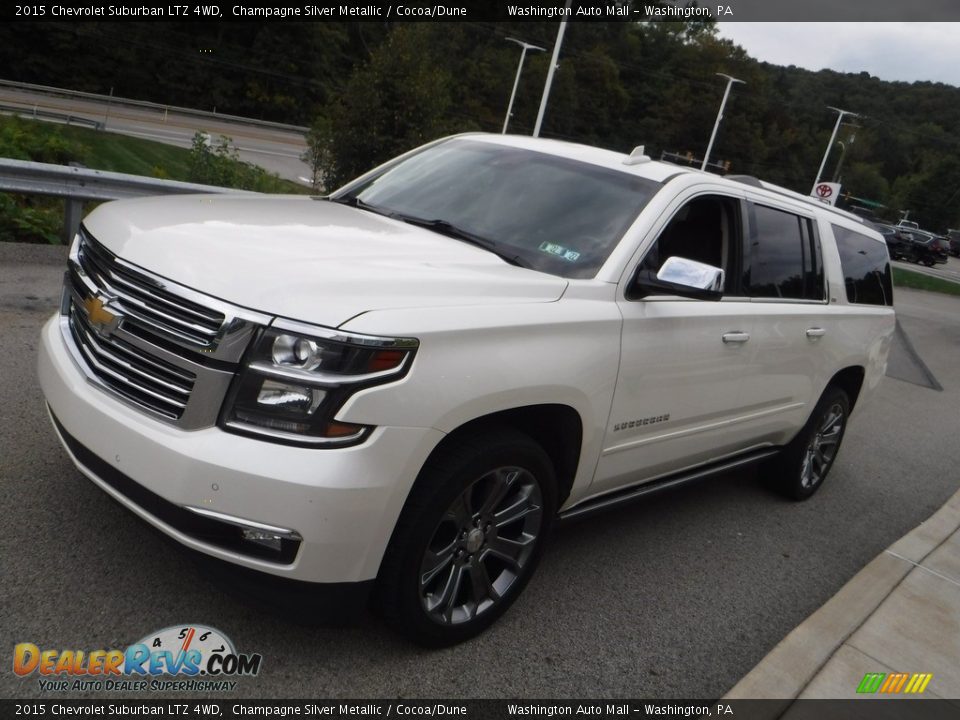 2015 Chevrolet Suburban LTZ 4WD Champagne Silver Metallic / Cocoa/Dune Photo #19