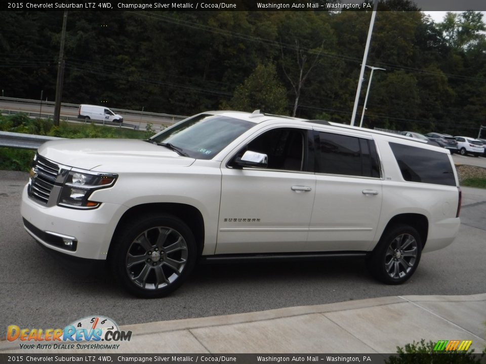 2015 Chevrolet Suburban LTZ 4WD Champagne Silver Metallic / Cocoa/Dune Photo #20