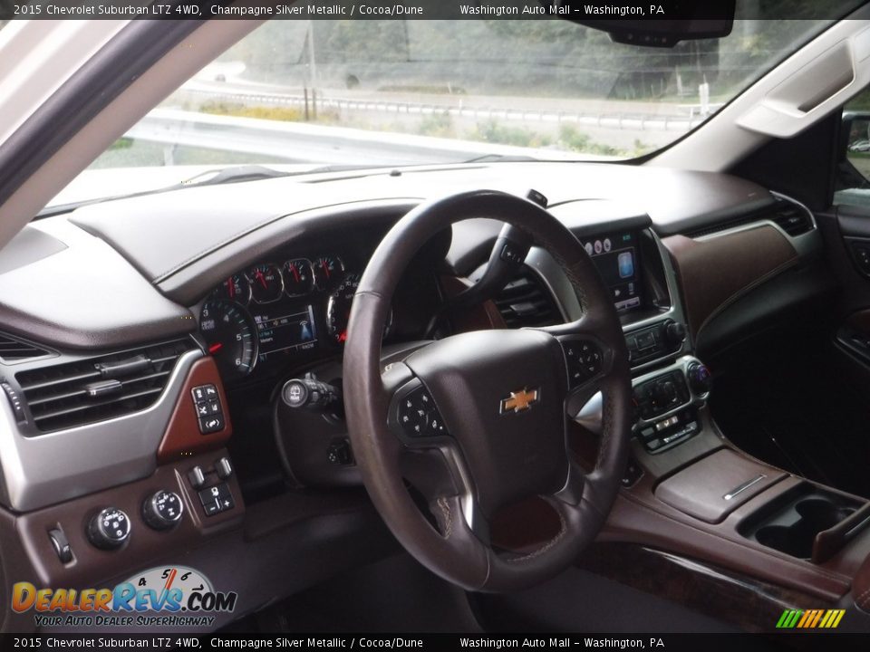 2015 Chevrolet Suburban LTZ 4WD Champagne Silver Metallic / Cocoa/Dune Photo #24