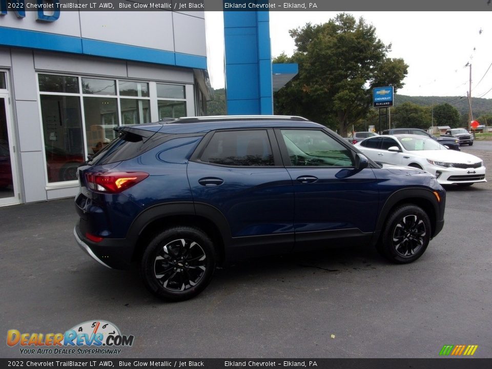 2022 Chevrolet TrailBlazer LT AWD Blue Glow Metallic / Jet Black Photo #3