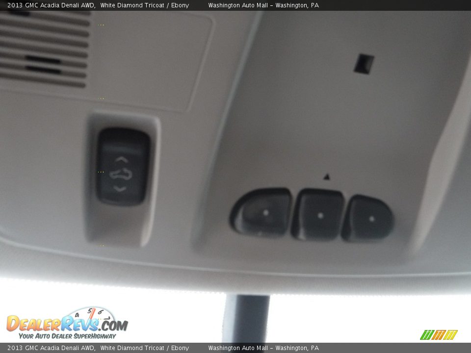 2013 GMC Acadia Denali AWD White Diamond Tricoat / Ebony Photo #22