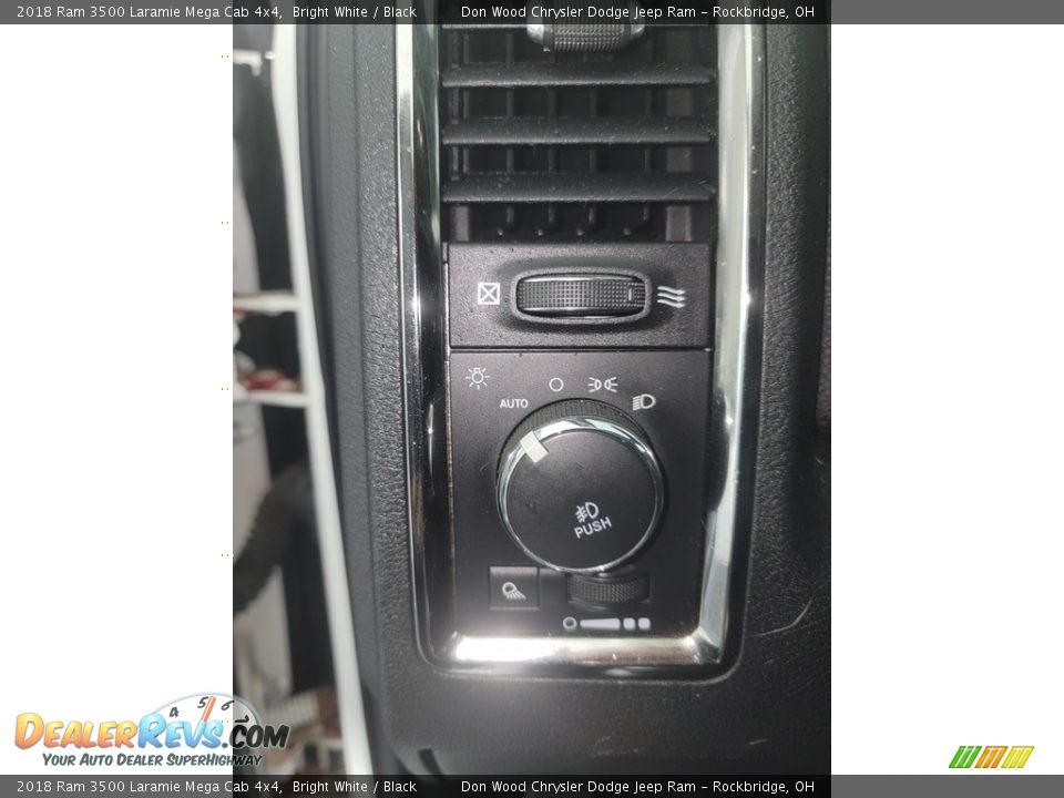 2018 Ram 3500 Laramie Mega Cab 4x4 Bright White / Black Photo #18