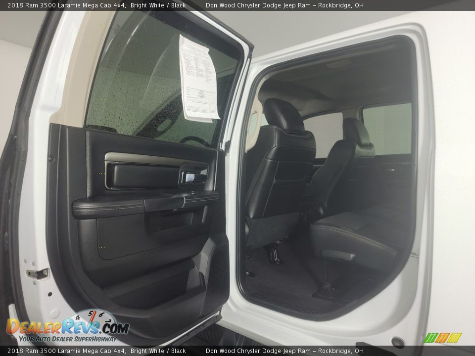 2018 Ram 3500 Laramie Mega Cab 4x4 Bright White / Black Photo #23