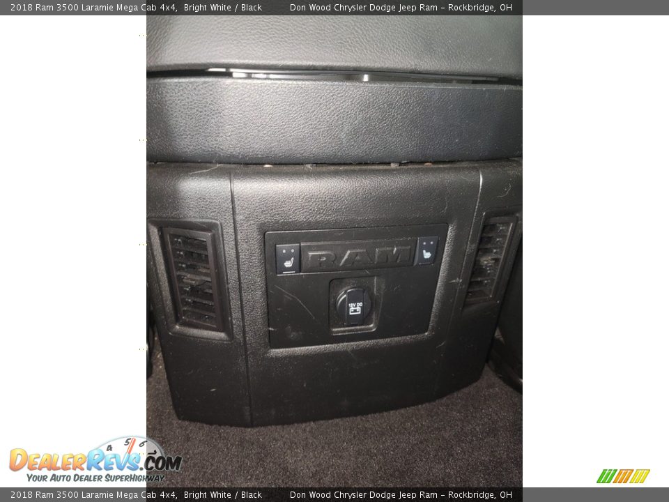 2018 Ram 3500 Laramie Mega Cab 4x4 Bright White / Black Photo #26