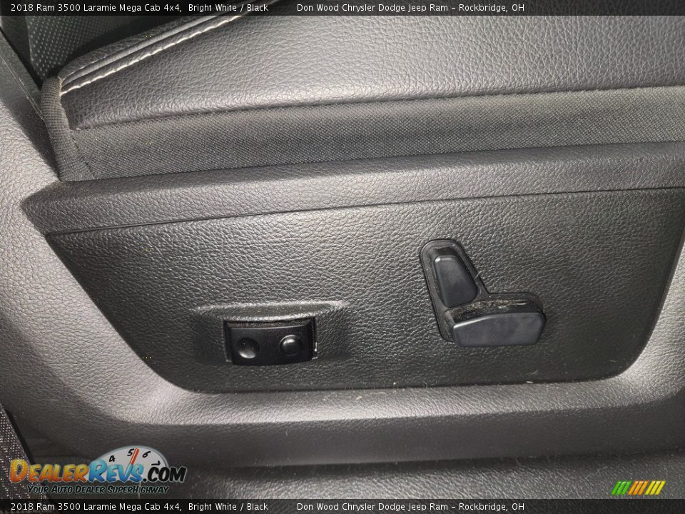 2018 Ram 3500 Laramie Mega Cab 4x4 Bright White / Black Photo #31