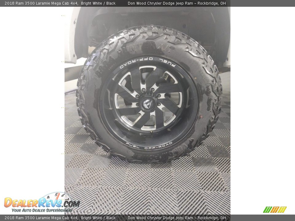 2018 Ram 3500 Laramie Mega Cab 4x4 Bright White / Black Photo #33