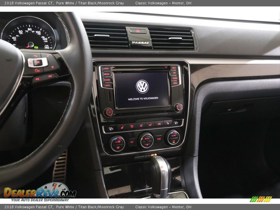 2018 Volkswagen Passat GT Pure White / Titan Black/Moonrock Gray Photo #9