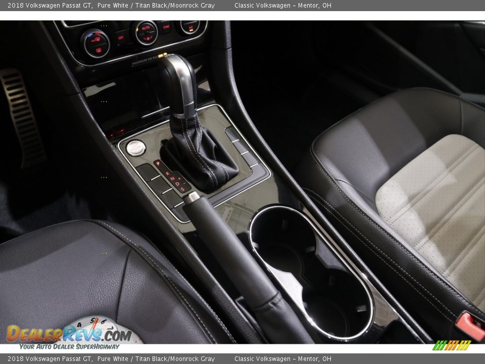 2018 Volkswagen Passat GT Pure White / Titan Black/Moonrock Gray Photo #12