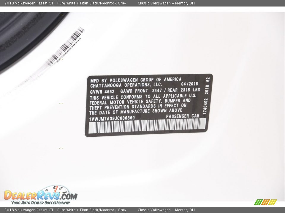 2018 Volkswagen Passat GT Pure White / Titan Black/Moonrock Gray Photo #19