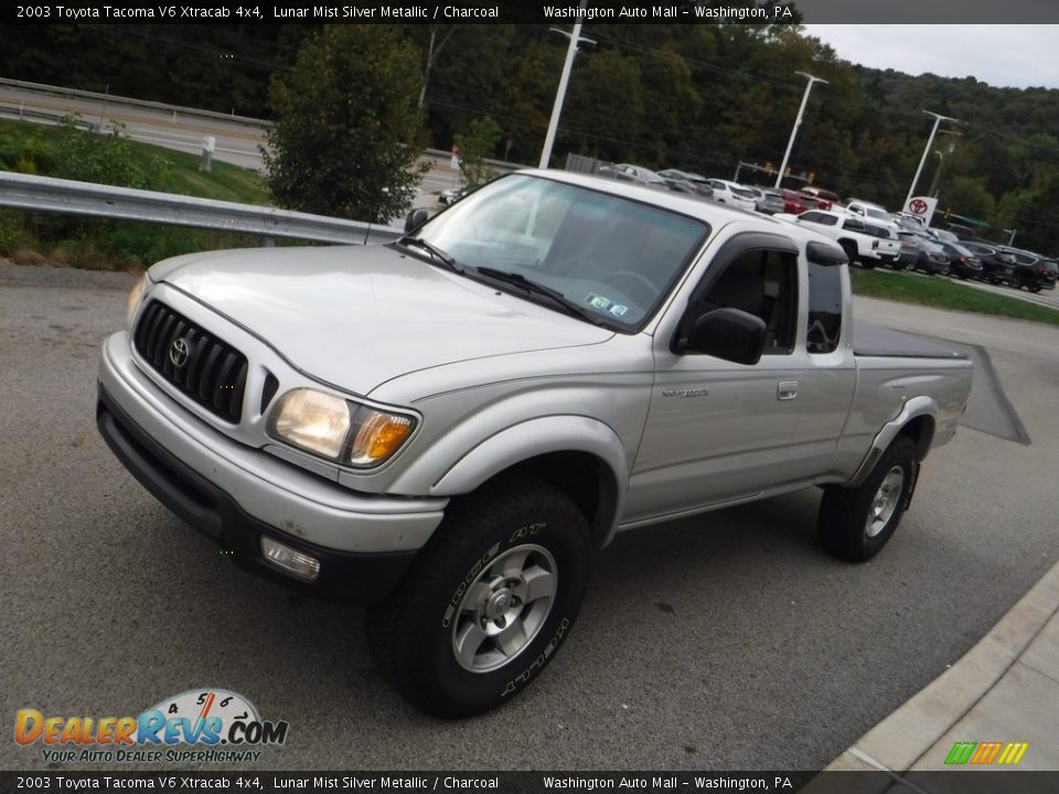 2003 Toyota Tacoma V6 Xtracab 4x4 Lunar Mist Silver Metallic / Charcoal Photo #11