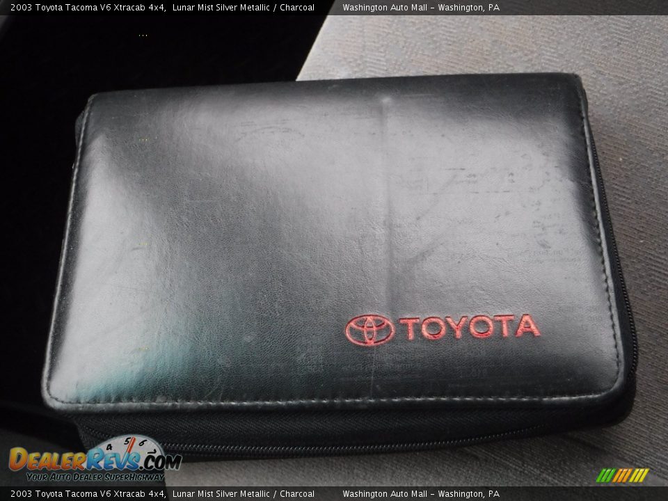 2003 Toyota Tacoma V6 Xtracab 4x4 Lunar Mist Silver Metallic / Charcoal Photo #29