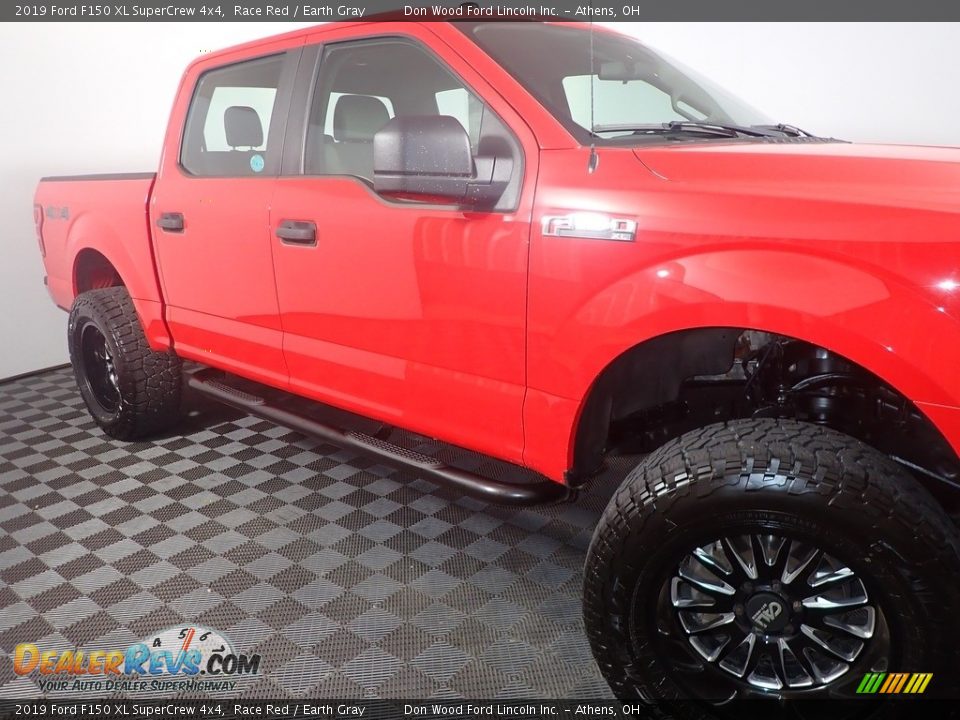 2019 Ford F150 XL SuperCrew 4x4 Race Red / Earth Gray Photo #4