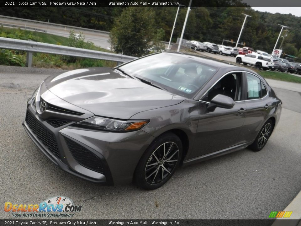 2021 Toyota Camry SE Predawn Gray Mica / Ash Photo #10