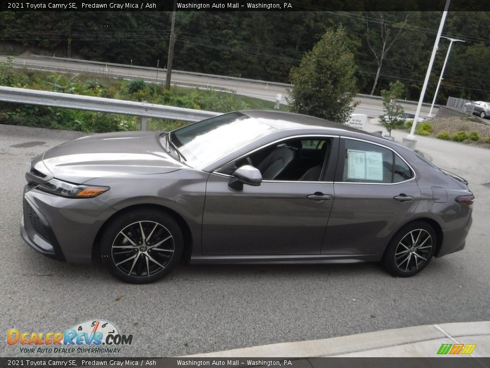 2021 Toyota Camry SE Predawn Gray Mica / Ash Photo #11