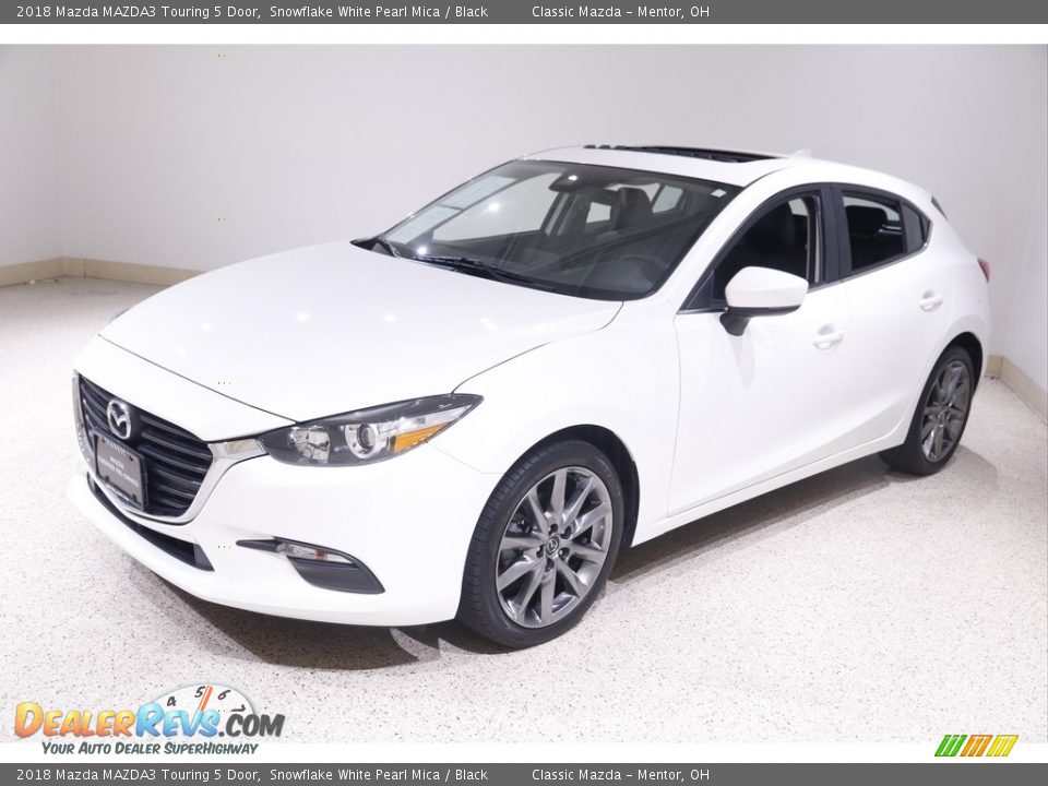2018 Mazda MAZDA3 Touring 5 Door Snowflake White Pearl Mica / Black Photo #3