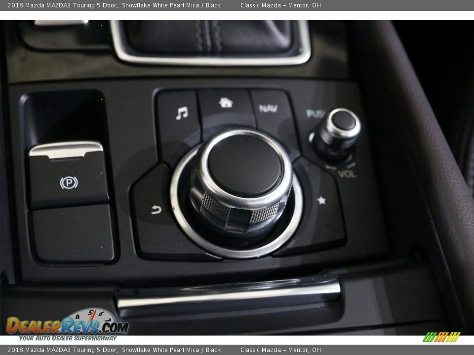 2018 Mazda MAZDA3 Touring 5 Door Snowflake White Pearl Mica / Black Photo #16