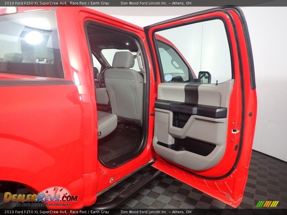 2019 Ford F150 XL SuperCrew 4x4 Race Red / Earth Gray Photo #35