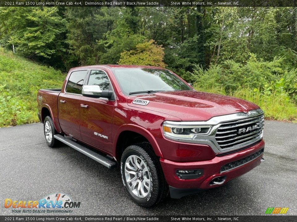 Front 3/4 View of 2021 Ram 1500 Long Horn Crew Cab 4x4 Photo #4