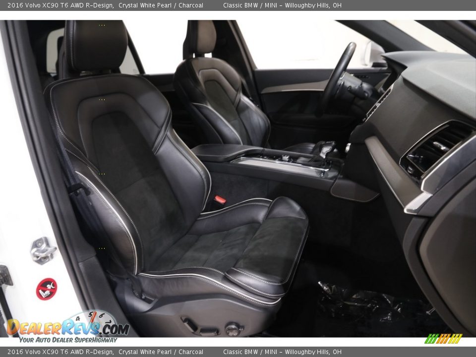 Front Seat of 2016 Volvo XC90 T6 AWD R-Design Photo #16