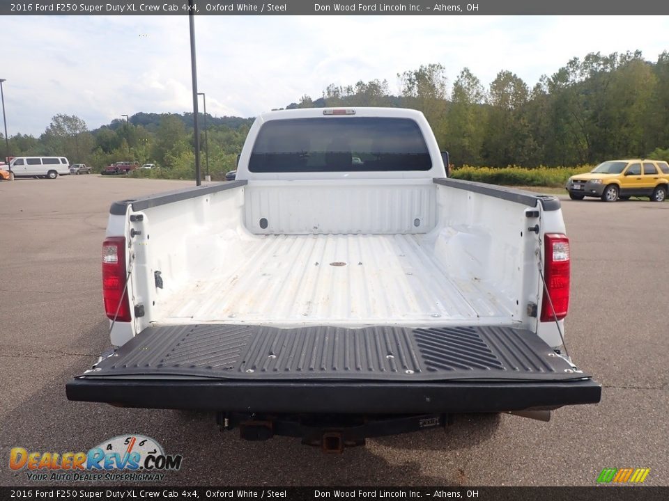 2016 Ford F250 Super Duty XL Crew Cab 4x4 Oxford White / Steel Photo #13