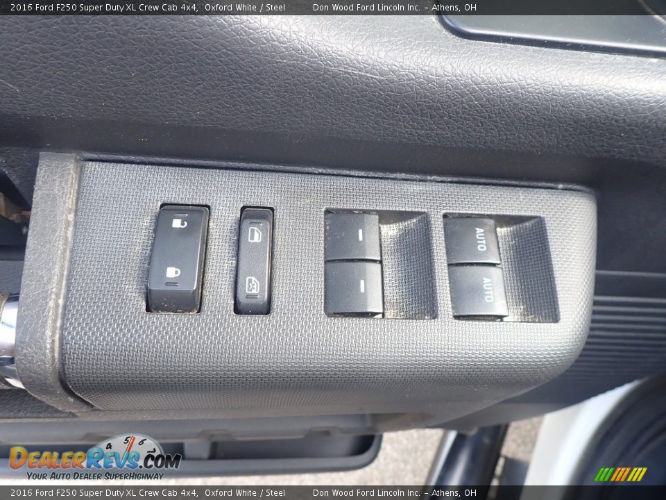 2016 Ford F250 Super Duty XL Crew Cab 4x4 Oxford White / Steel Photo #19