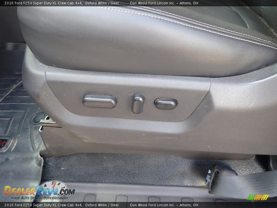 2016 Ford F250 Super Duty XL Crew Cab 4x4 Oxford White / Steel Photo #21