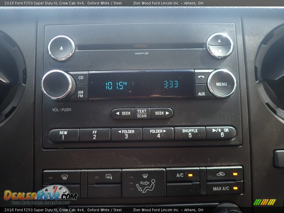 2016 Ford F250 Super Duty XL Crew Cab 4x4 Oxford White / Steel Photo #24
