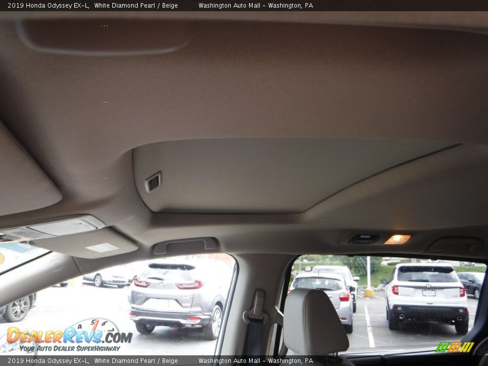 2019 Honda Odyssey EX-L White Diamond Pearl / Beige Photo #10