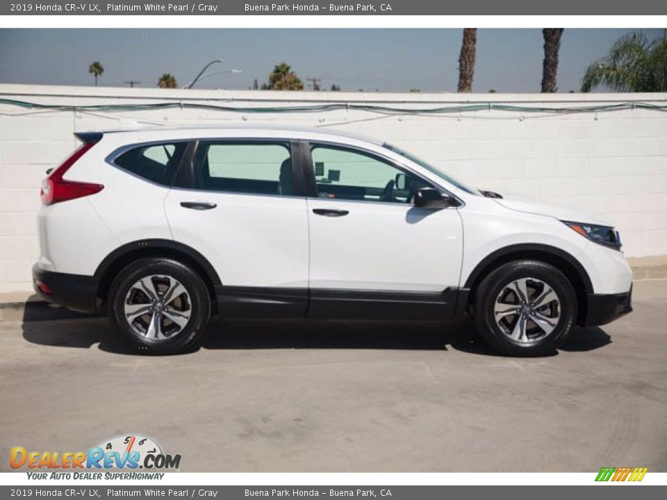 2019 Honda CR-V LX Platinum White Pearl / Gray Photo #12