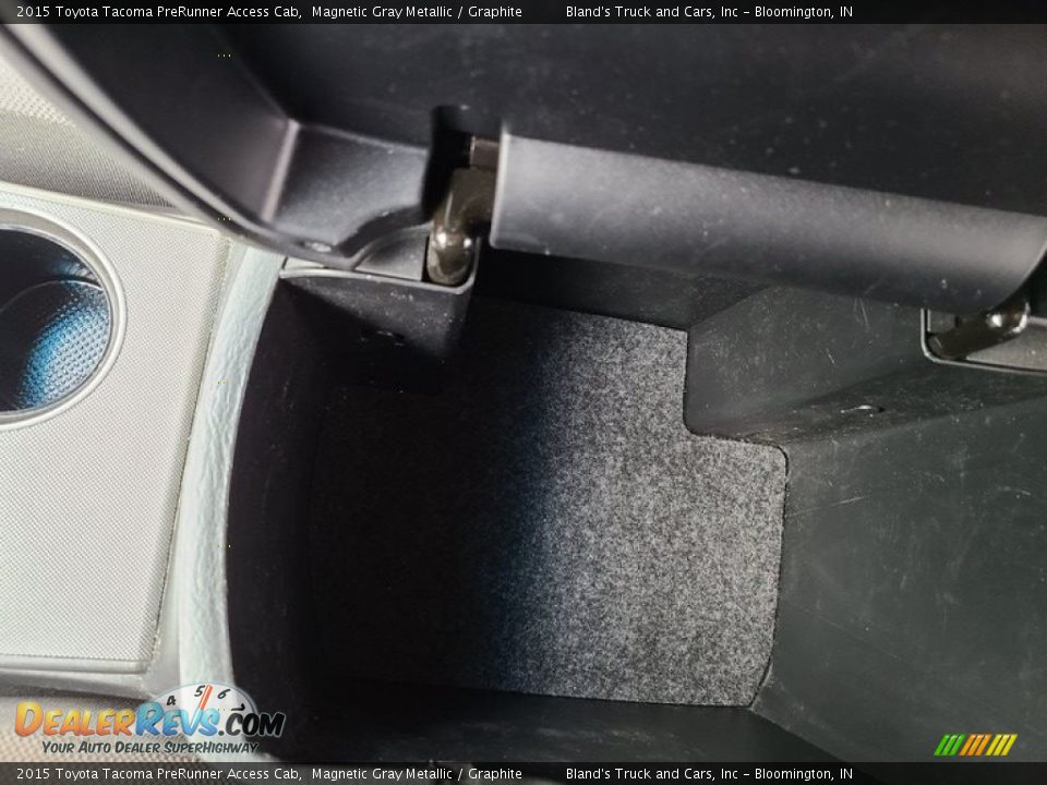 2015 Toyota Tacoma PreRunner Access Cab Magnetic Gray Metallic / Graphite Photo #24