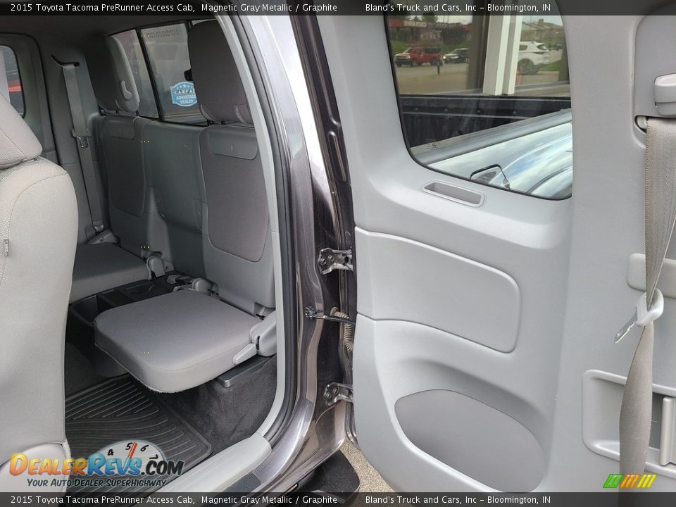 2015 Toyota Tacoma PreRunner Access Cab Magnetic Gray Metallic / Graphite Photo #25