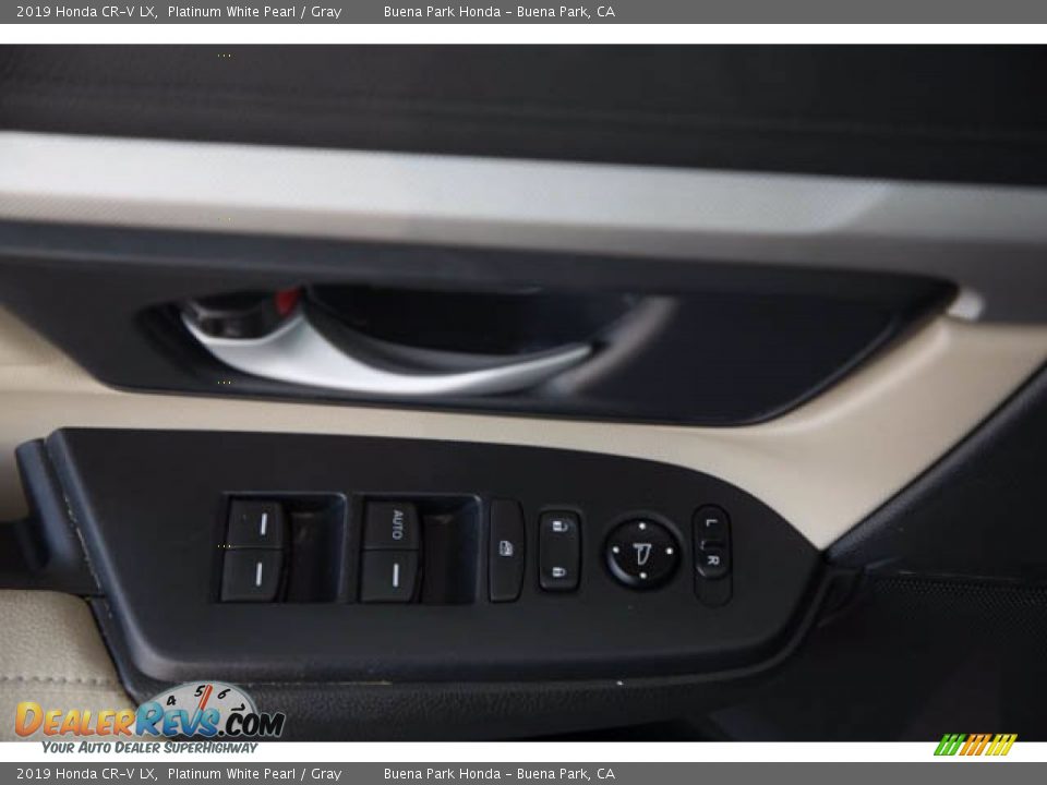 2019 Honda CR-V LX Platinum White Pearl / Gray Photo #29