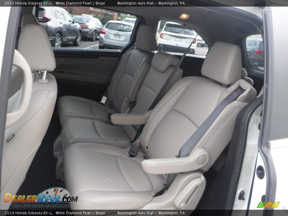 2019 Honda Odyssey EX-L White Diamond Pearl / Beige Photo #29