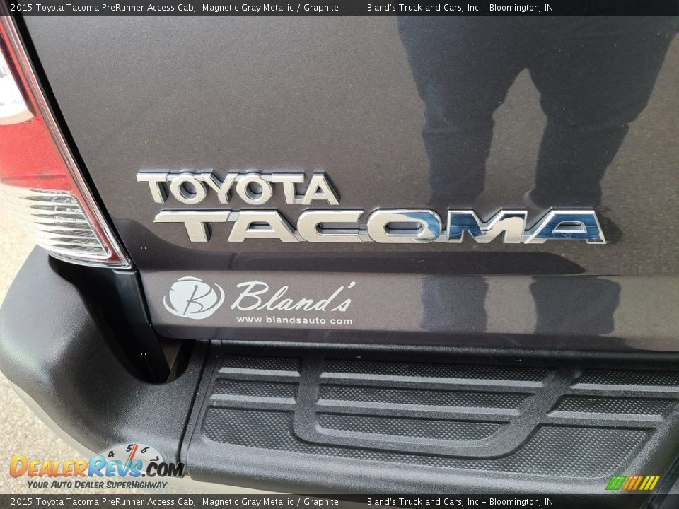 2015 Toyota Tacoma PreRunner Access Cab Magnetic Gray Metallic / Graphite Photo #32