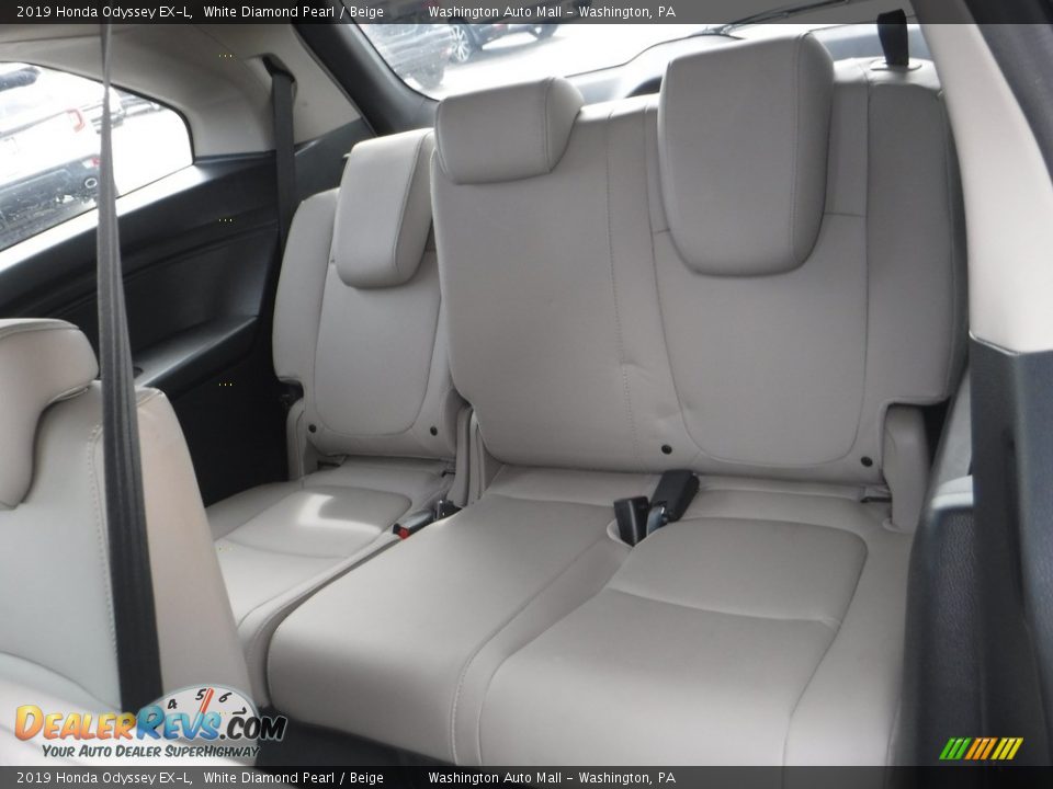 2019 Honda Odyssey EX-L White Diamond Pearl / Beige Photo #31