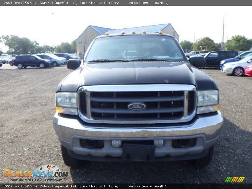 2003 Ford F250 Super Duty XLT SuperCab 4x4 Black / Medium Flint Grey Photo #2