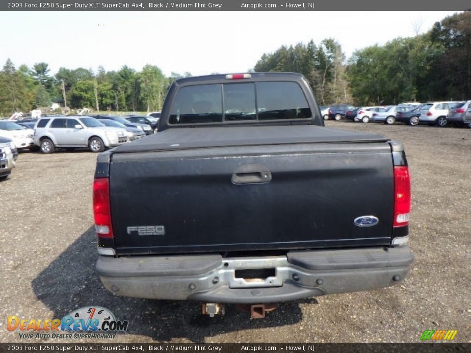 2003 Ford F250 Super Duty XLT SuperCab 4x4 Black / Medium Flint Grey Photo #5