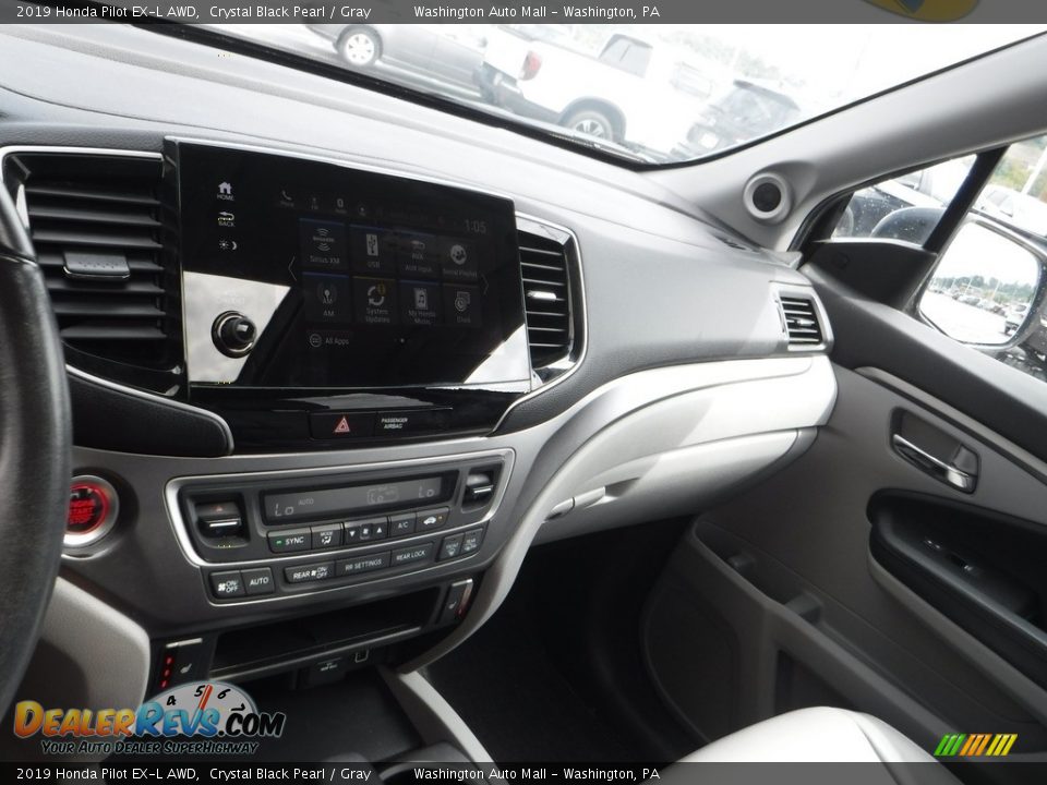 2019 Honda Pilot EX-L AWD Crystal Black Pearl / Gray Photo #19
